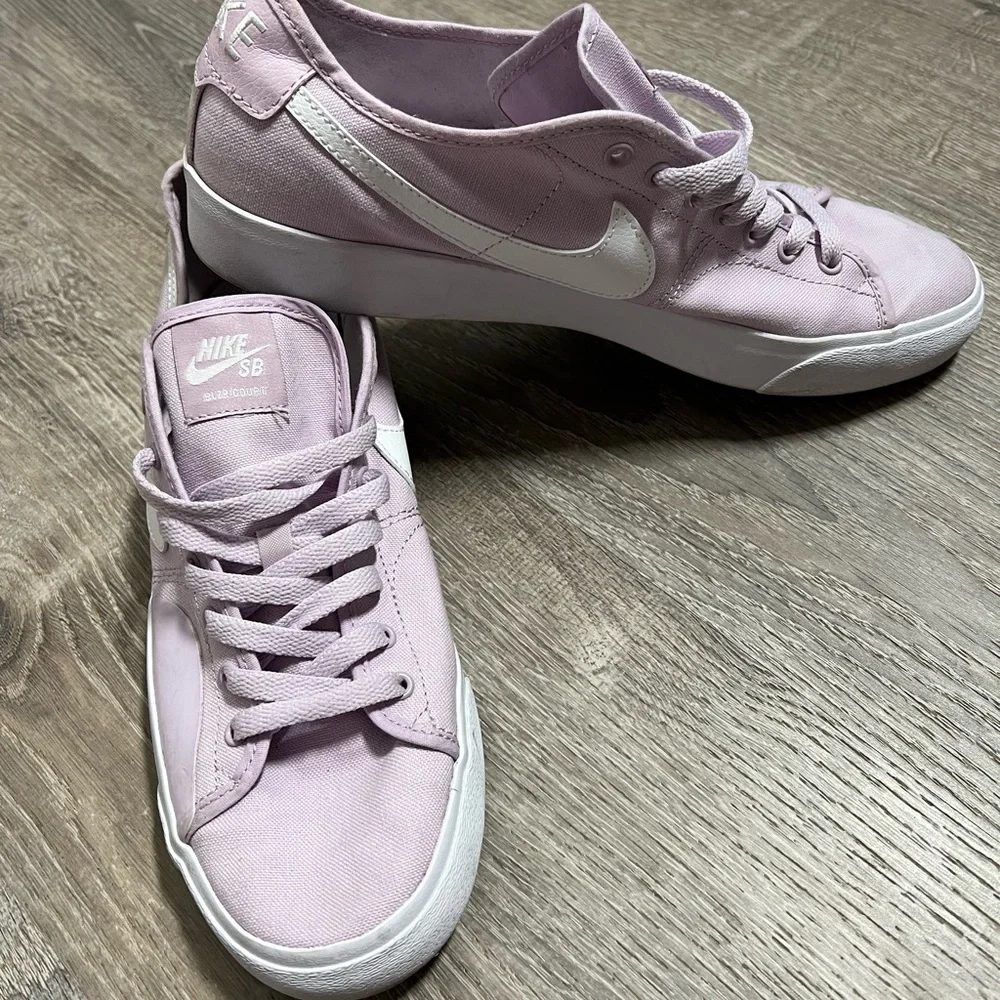 Nike SB Lavender Court Shoes- 10.5